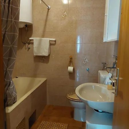 Appartement With A Parking Space Postira, Brac - 700 Postira