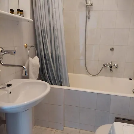 With A Parking Space Postira, Brac - 700 Appartement *